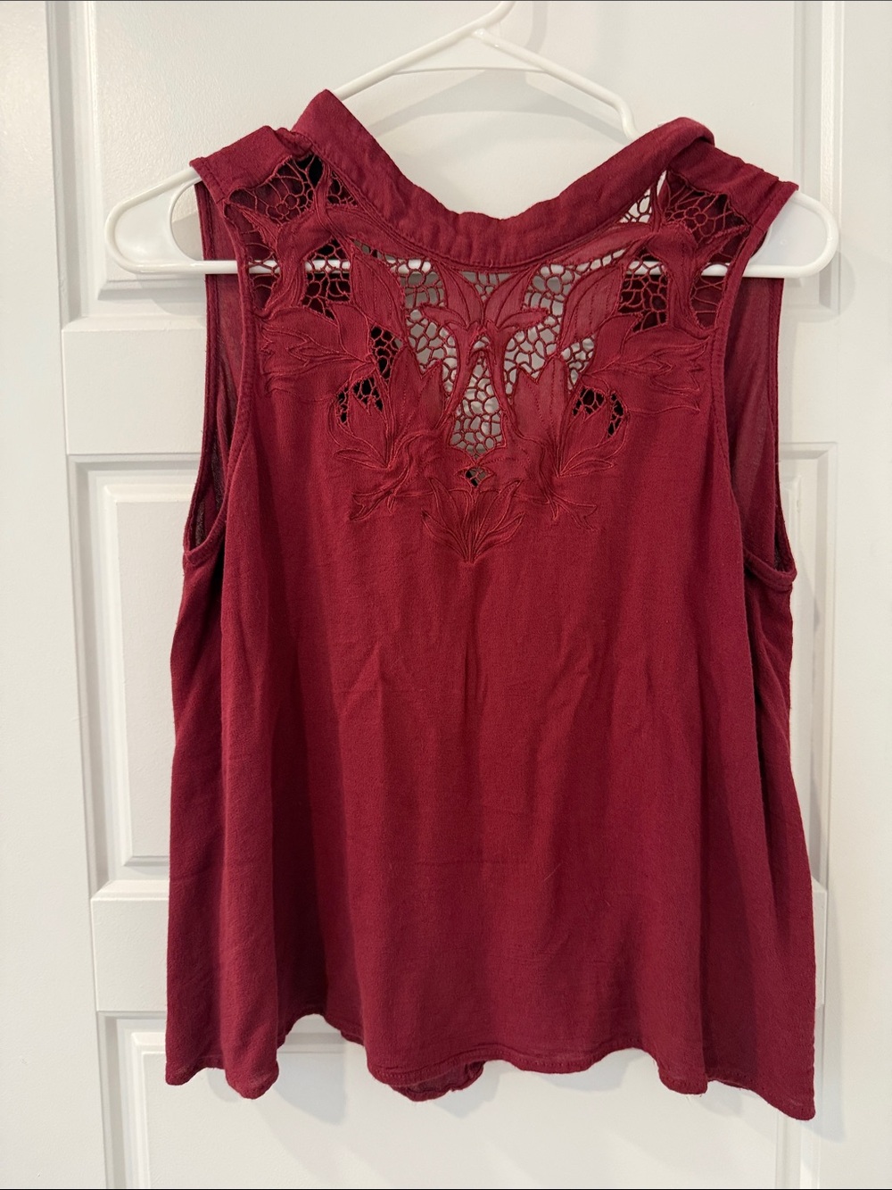 Astr Sleeveless Lace Yoke Tank - Wine Red